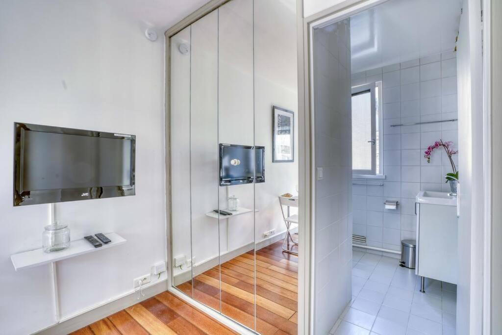 1622 - Beautiful Calm Studio in Le Marais (Adults Only) 2