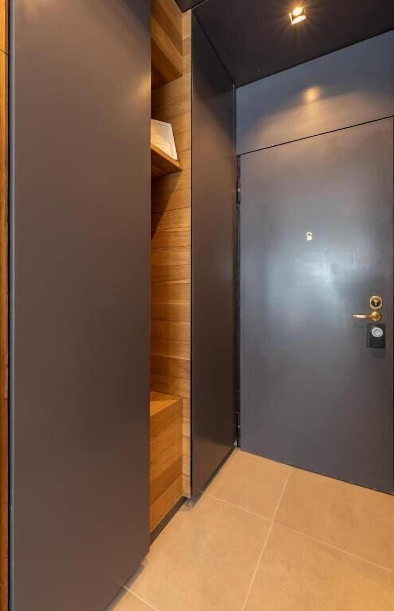 Beplace Garibaldi Suites