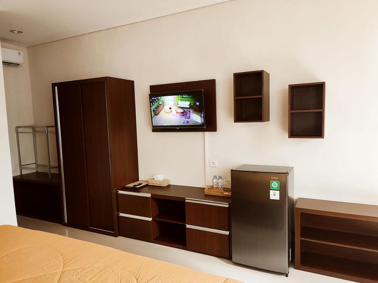 Kubu Di-Kayla's (Adults Only) 1