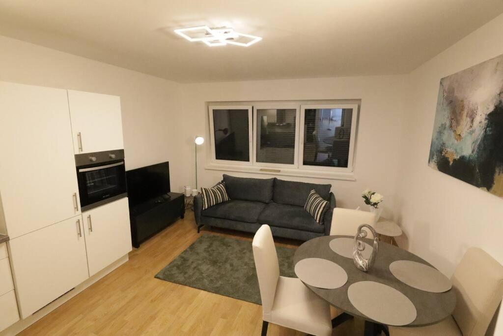 Charming Flat & Balcony Near Centralstation Apt15