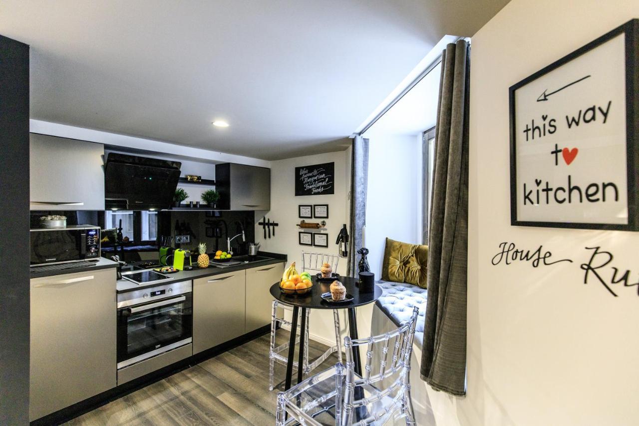 Bobo's Luxury Apartment 1