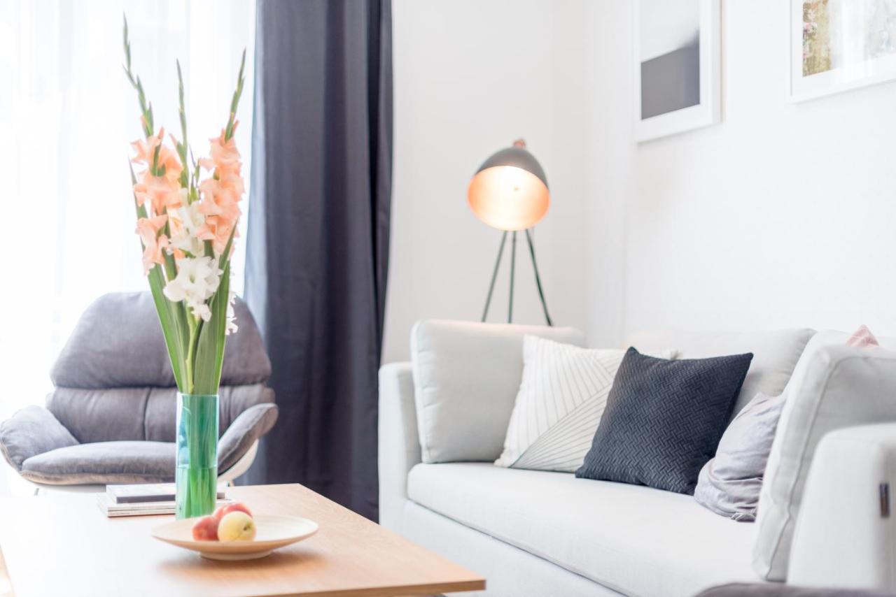 Venus Apartments - Opera I (Adults Only) 2