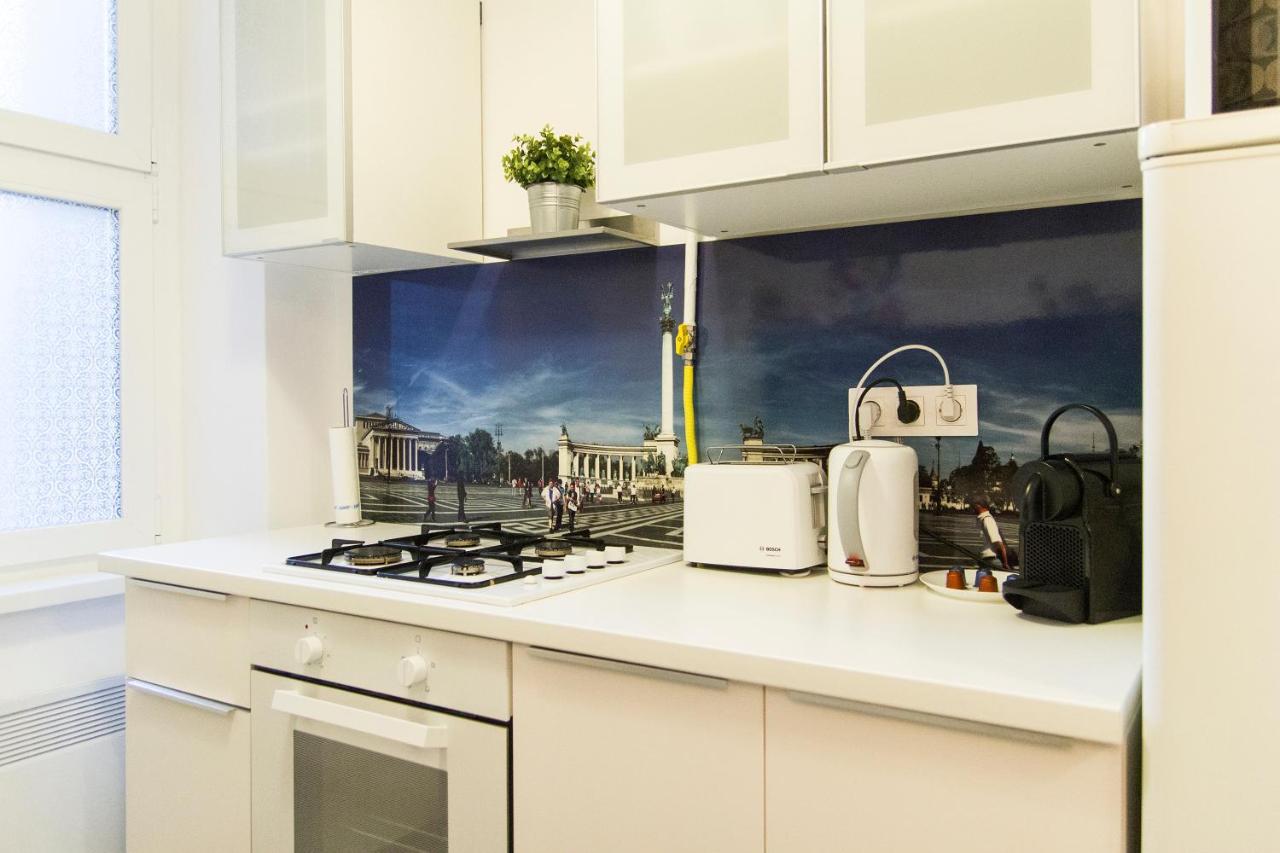 Bright 2br&Ac Apt at Astoria 2