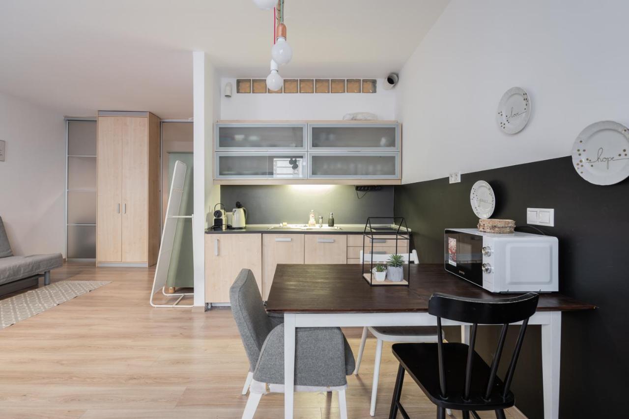 King Care Apartment with A/C 1