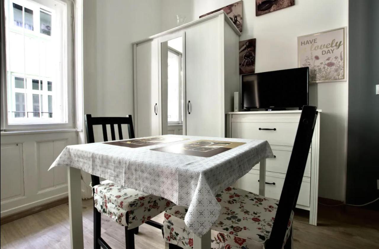 Standard Apartment by Hi5 - Wesselenyi Street 1