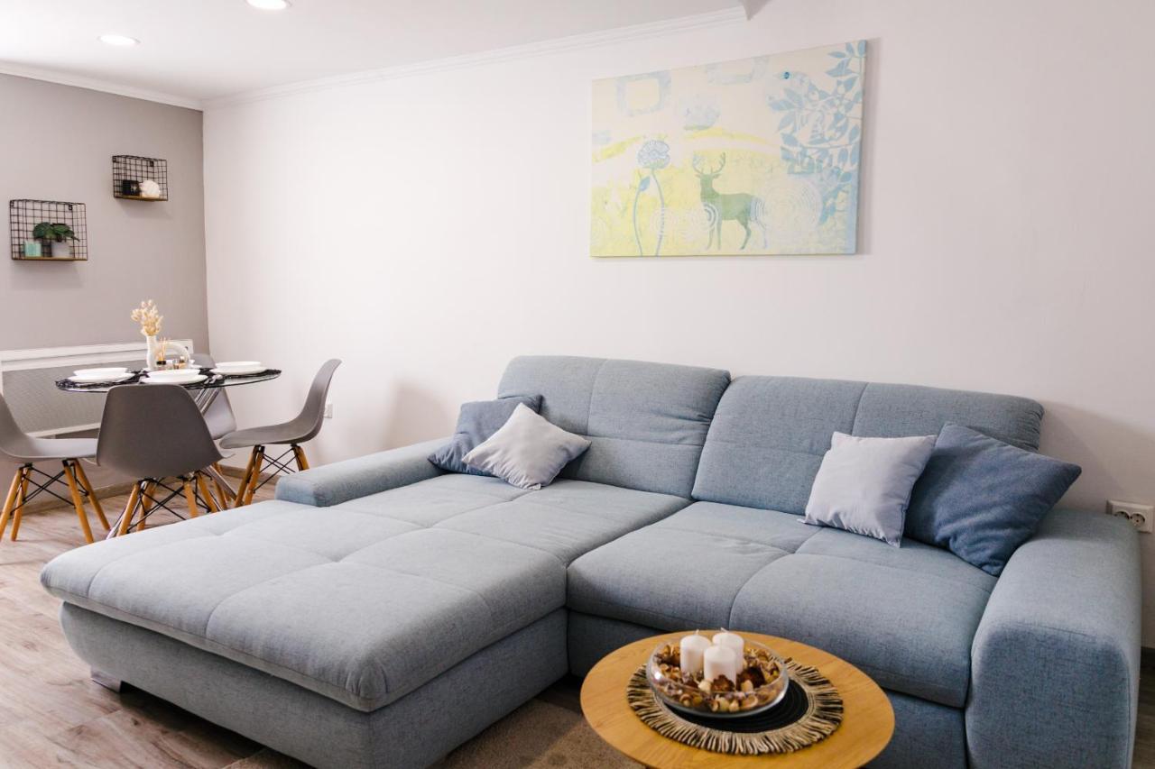 Budapest Hidden Gem at Center Next To Gozsdu Garden And Synagogue 2