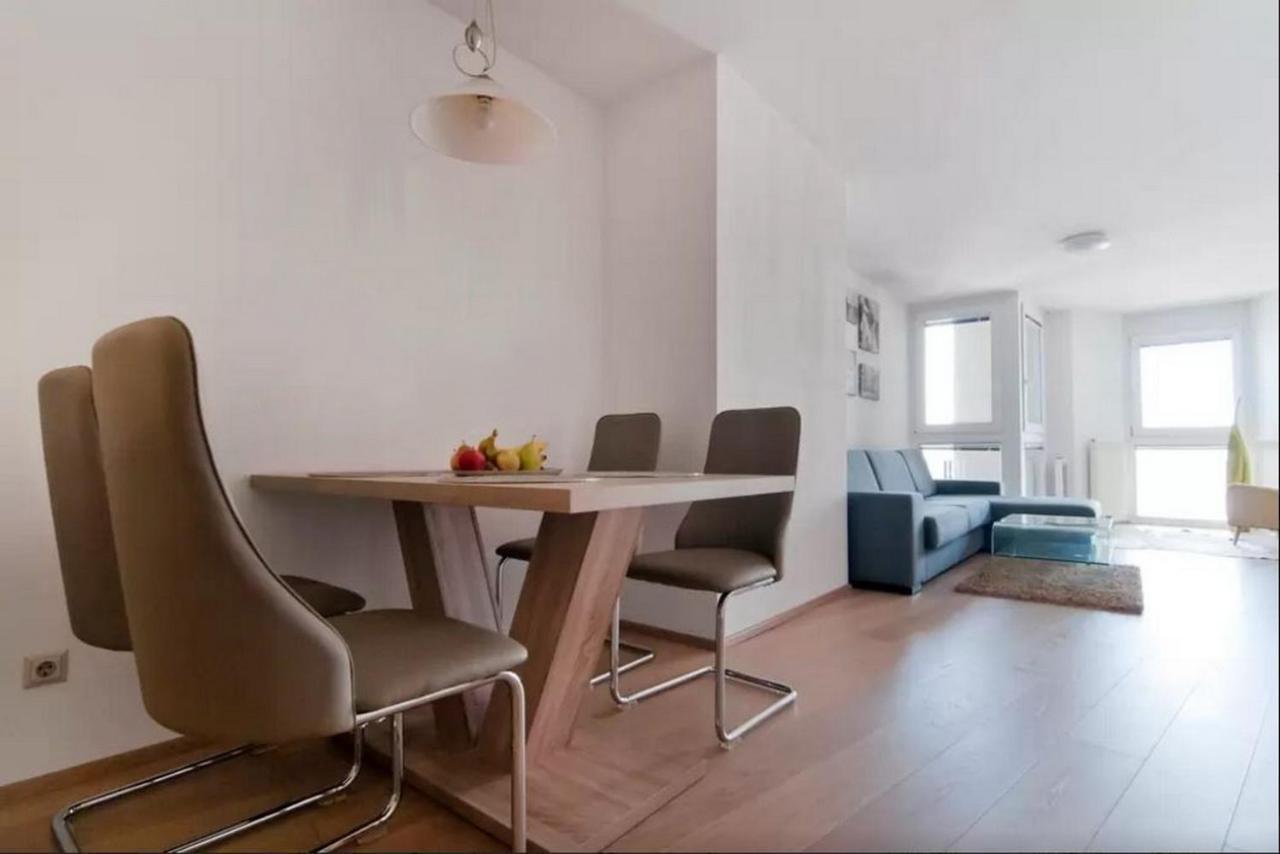 Cosy Apartment in Perfect Location 2