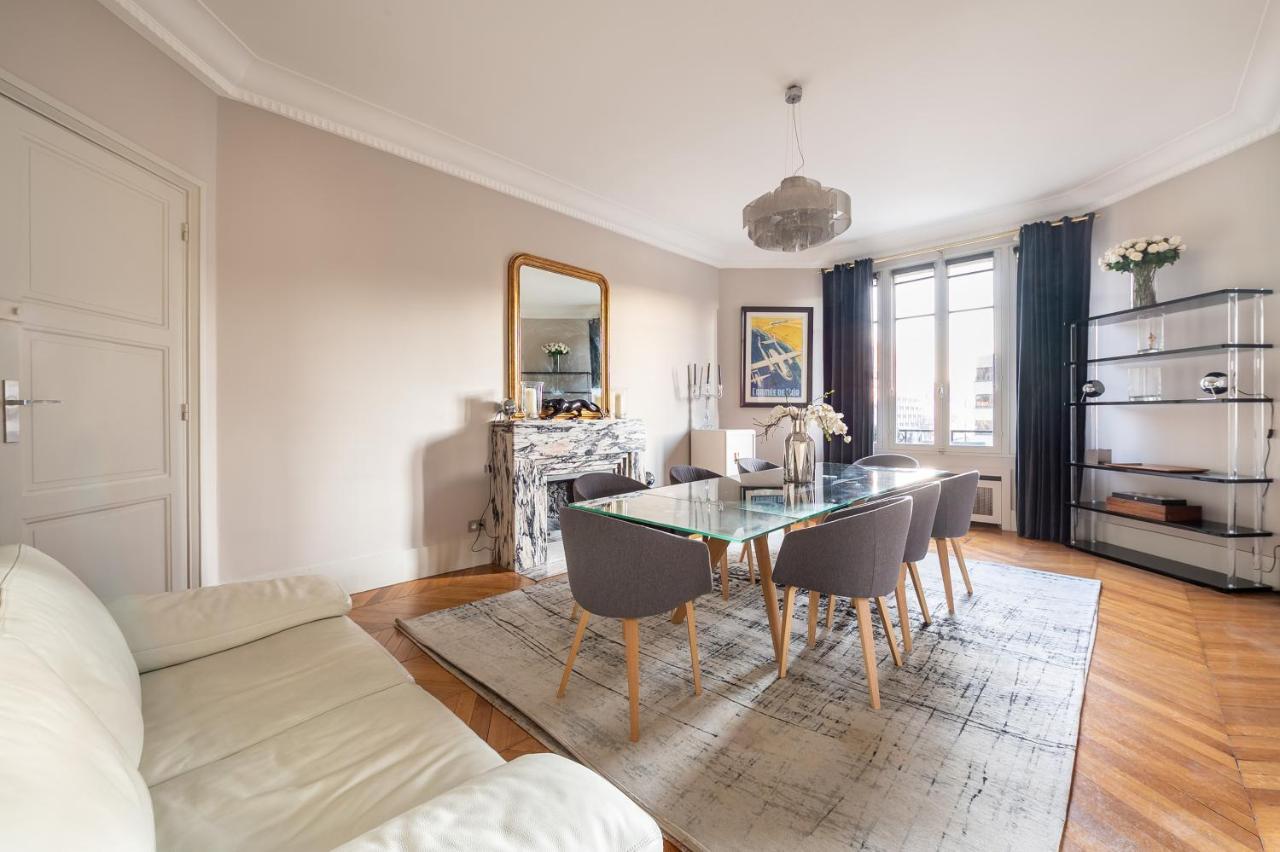 Spacieux Et Elegant Appartement Porte Des Ternes