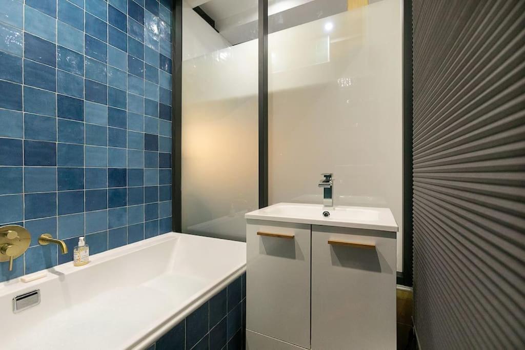 Studio Dans Le 17eme, a 2km de Sacre Cœur 1