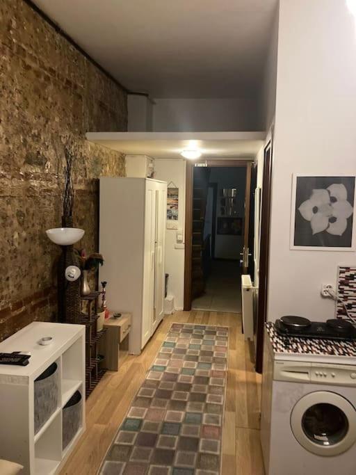 Beyoglu Taksim'De 1+0 Studyo Daire