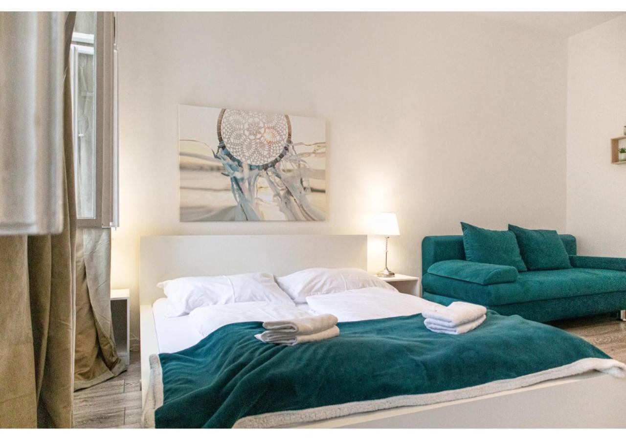 Trendy Studio Free Coffee - Wiener Stadthalle