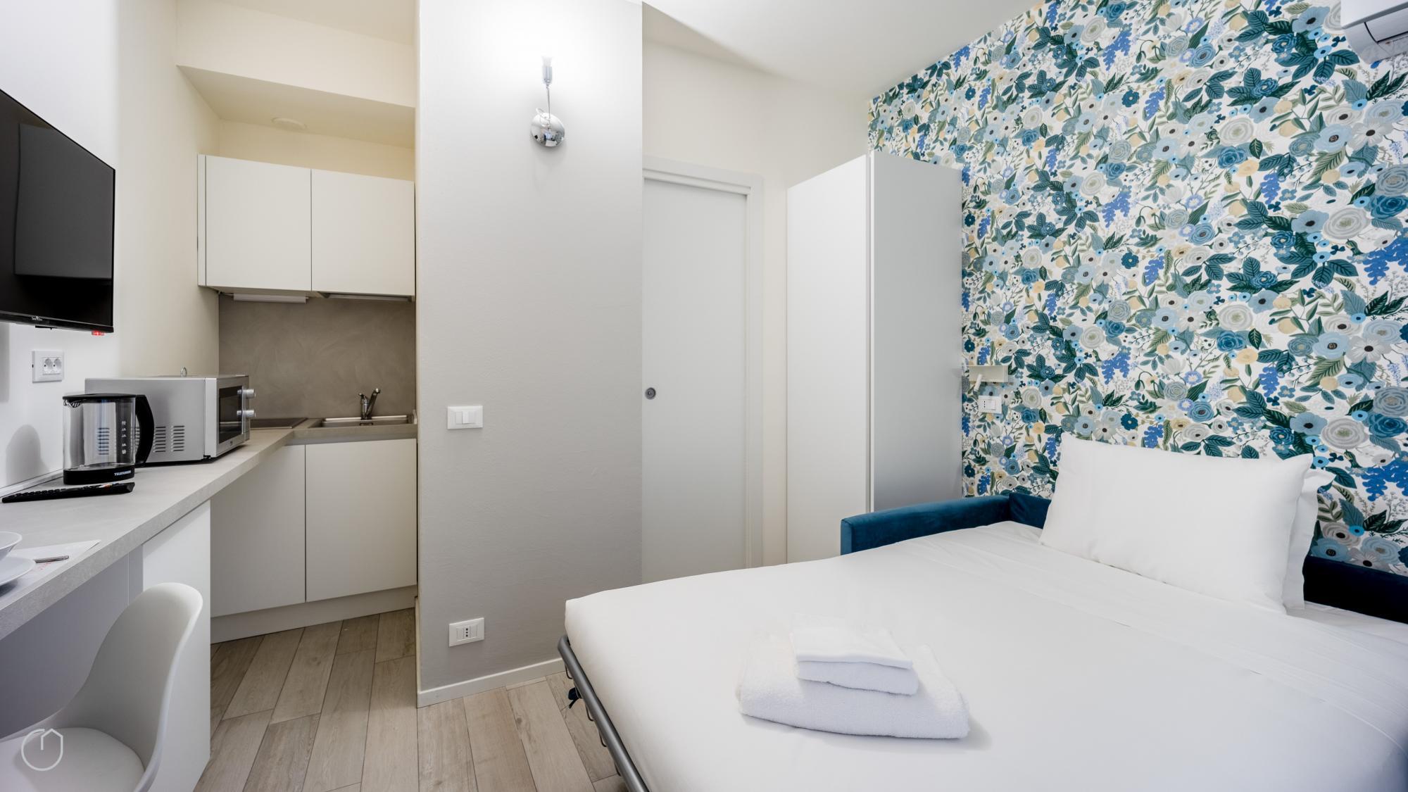 Italianway - the B Village Standard - A03