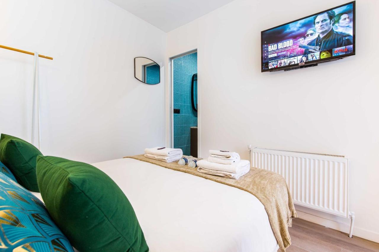 Cosy Bedroom - Tour Eiffel Champs de Mars 15b 2