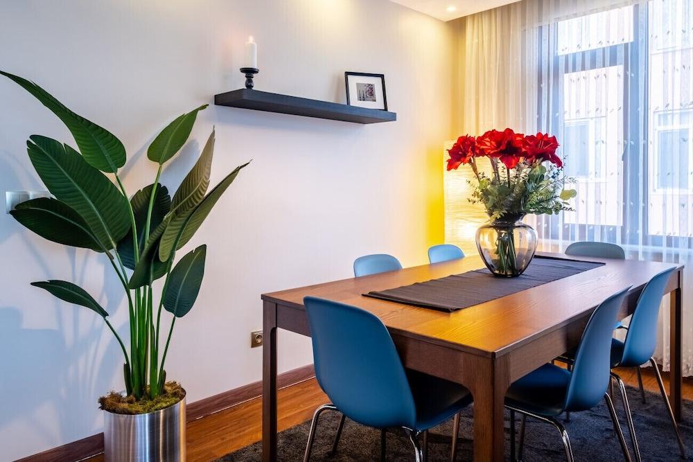 Captivating Flat with Balcony Near Besiktas Pier 1