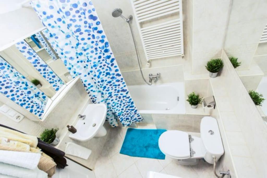 Super Central Modern Home at Gozsdu Passage 1