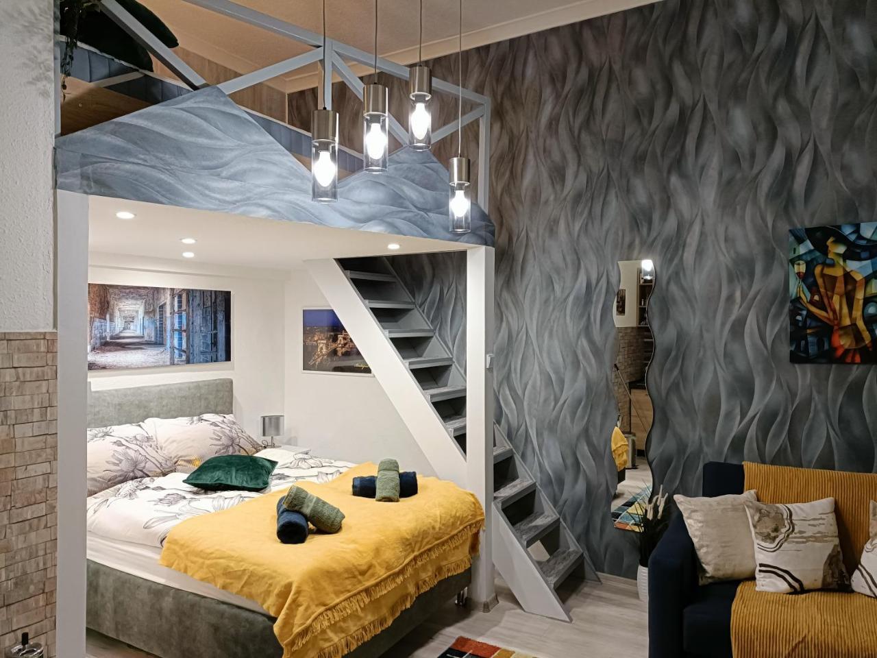 Suzan's Apartment in the Heart of Budapest 2