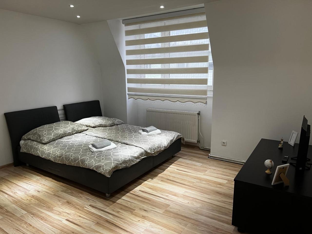 Mateo Apartments I Contactless Check-In 2