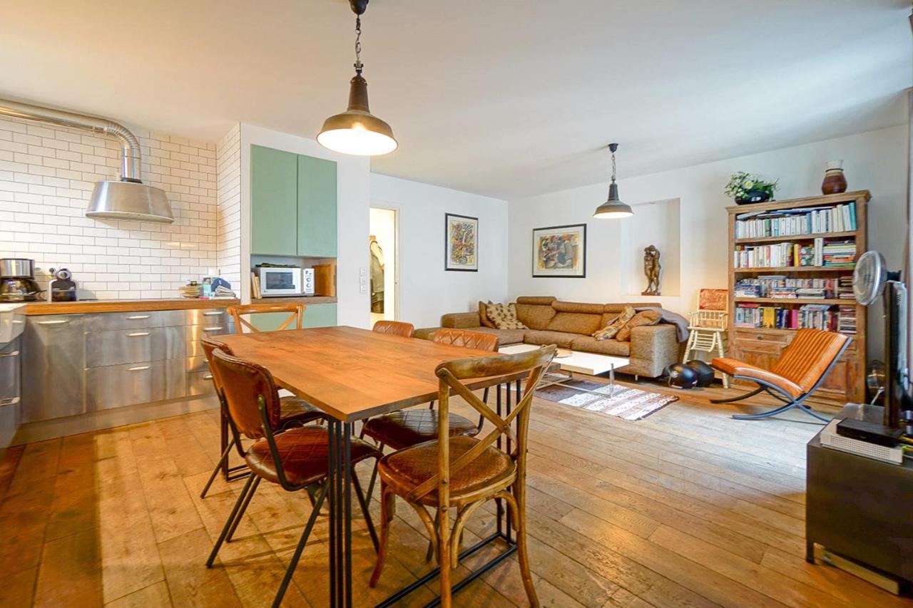 Elegant Apartment in the Marais Paris 3rd 1