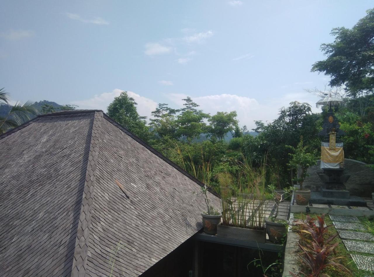 Embang Homestay (Adults Only) 1