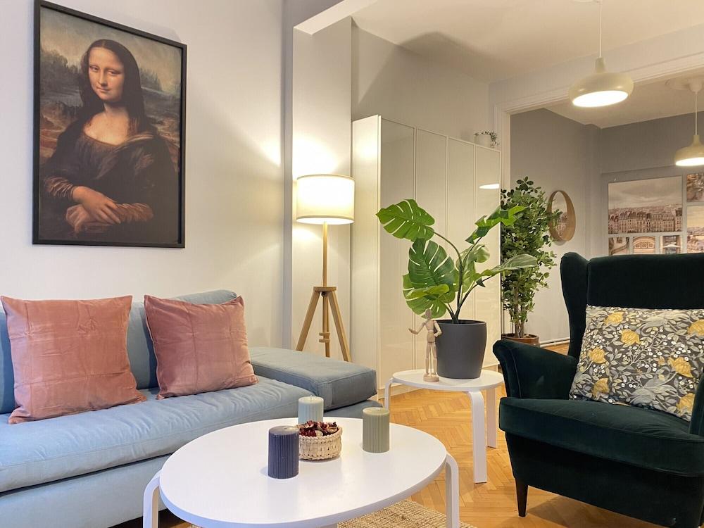 Gorgeous Apartment with Central Location in Sisli