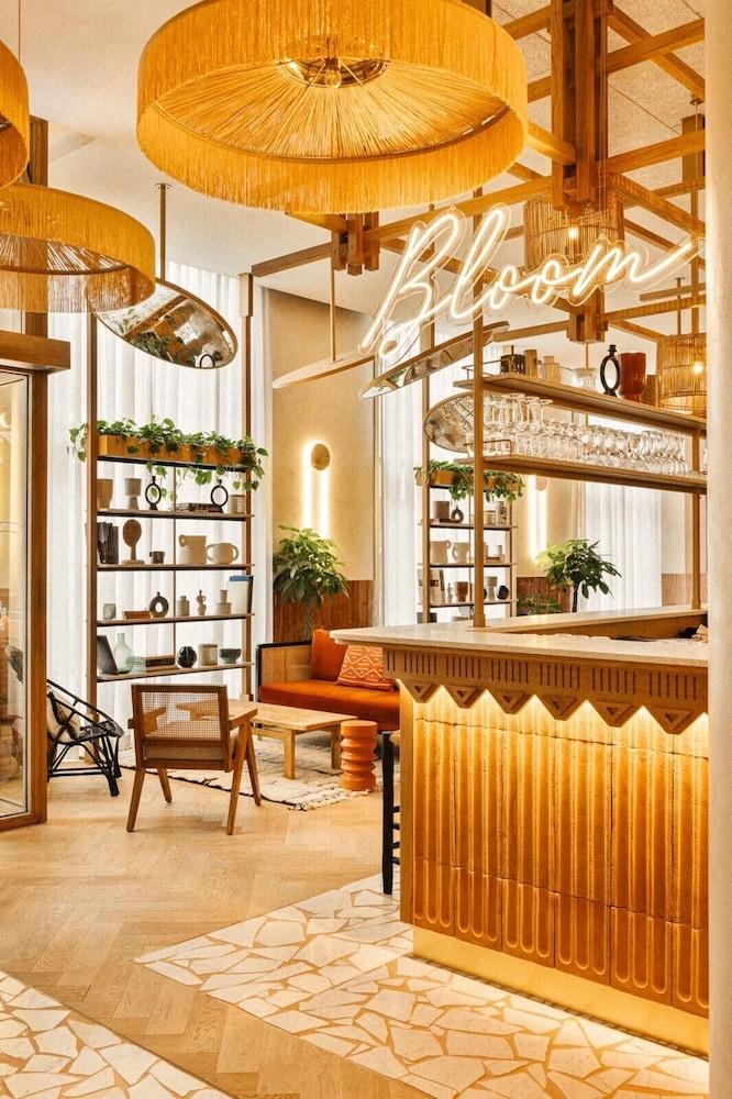 Bloom House Hotel & SPA 1