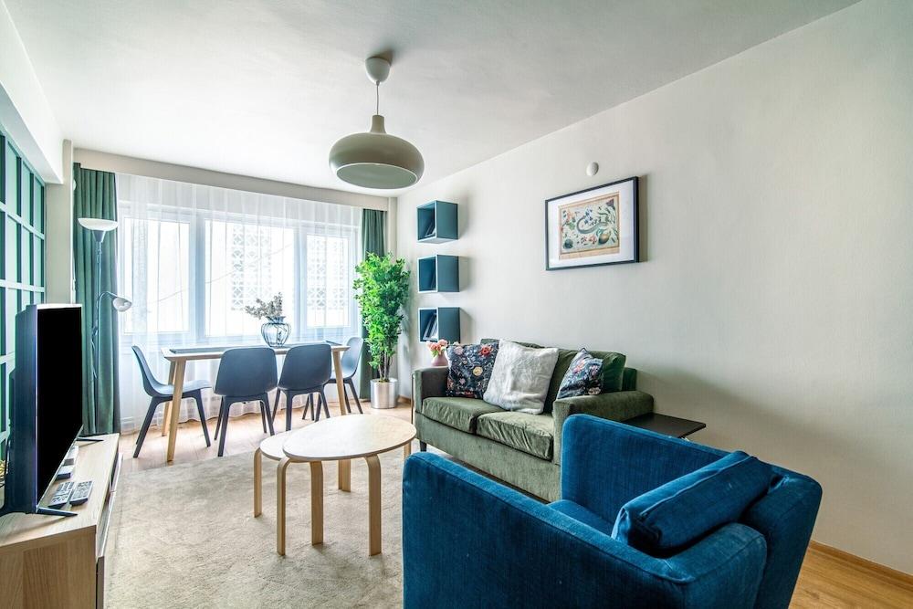 Stunning Flat with Excellent Location in Tesvikiye