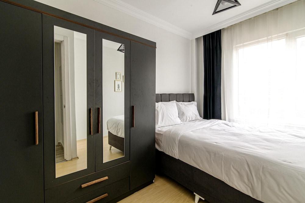 Furnished Bright And Chic Flat in Besiktas 2