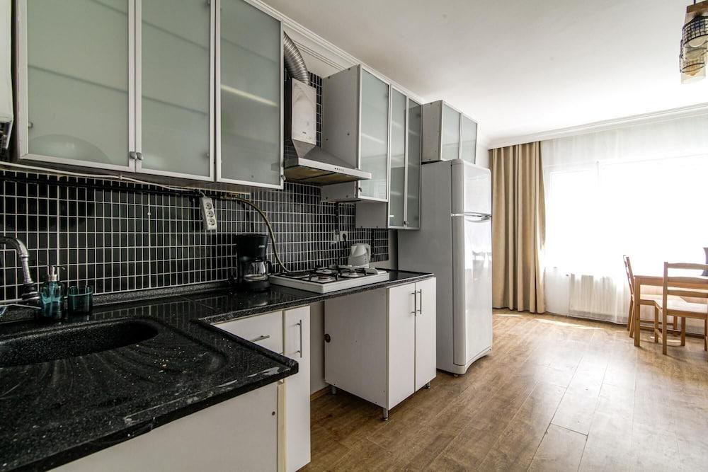 Furnished Bright And Chic Flat in Besiktas