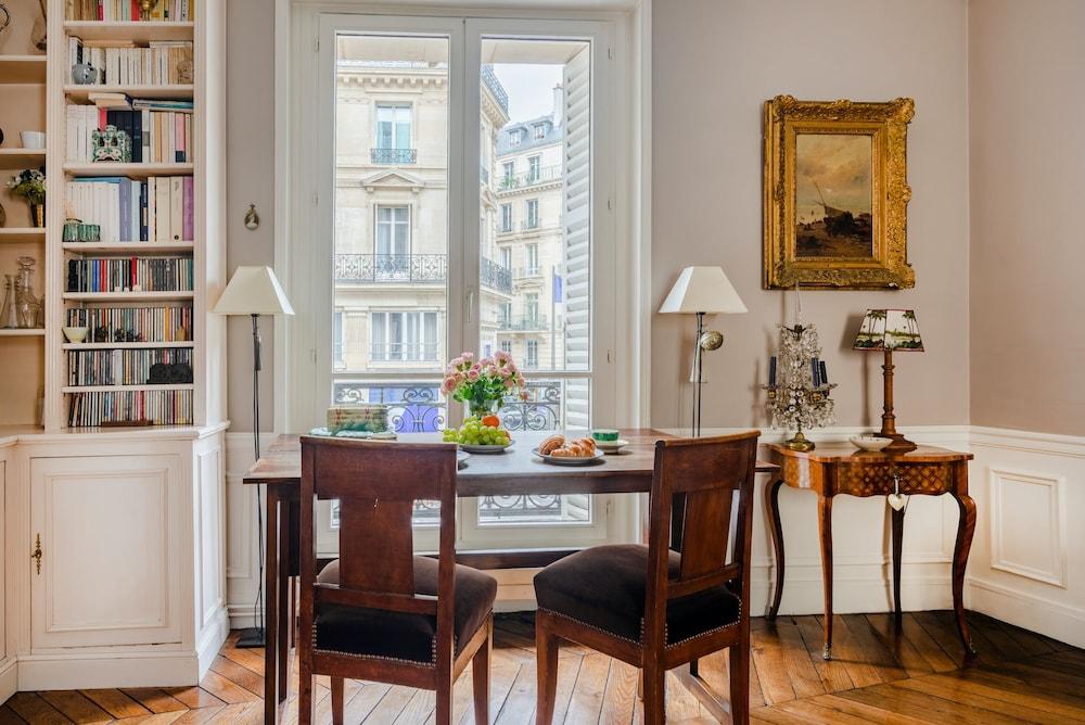 Paris Royal South Residence 1