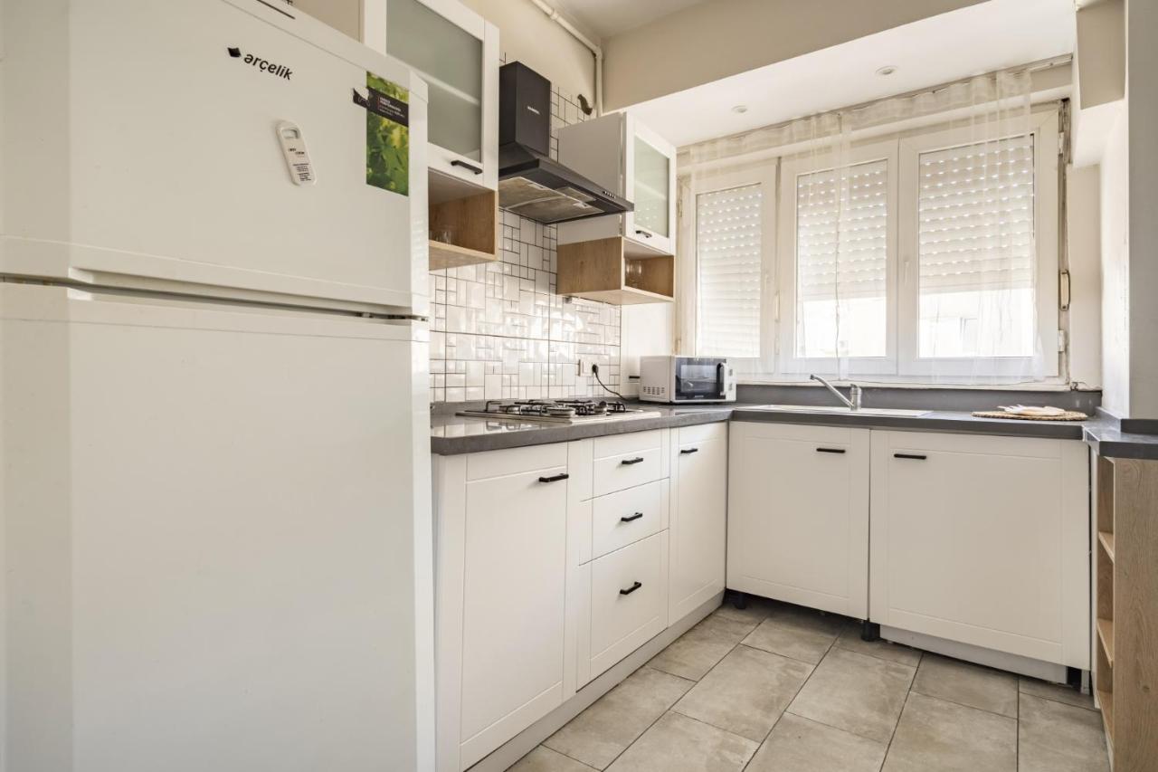 Central Flat Close To Osmanbey Metro in Sisli 1