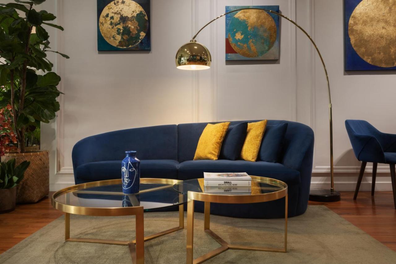 Renaissance Paris Nobel Tour Eiffel Hotel 1