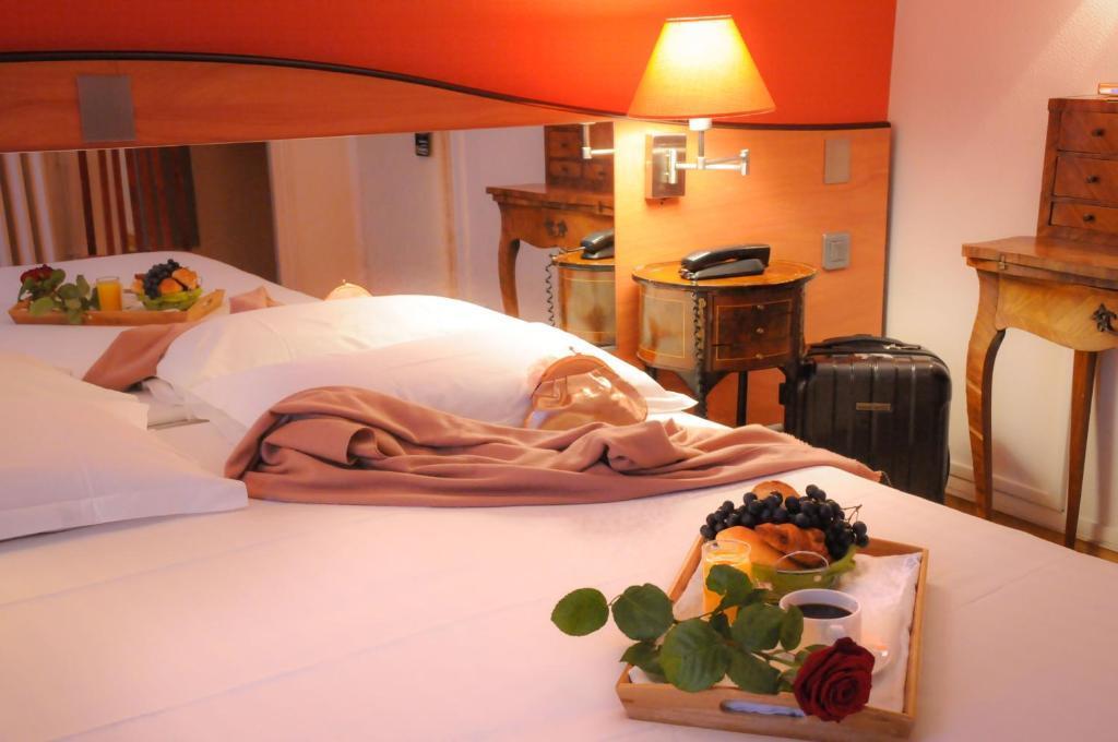 Hotel Eden Montmatre 2