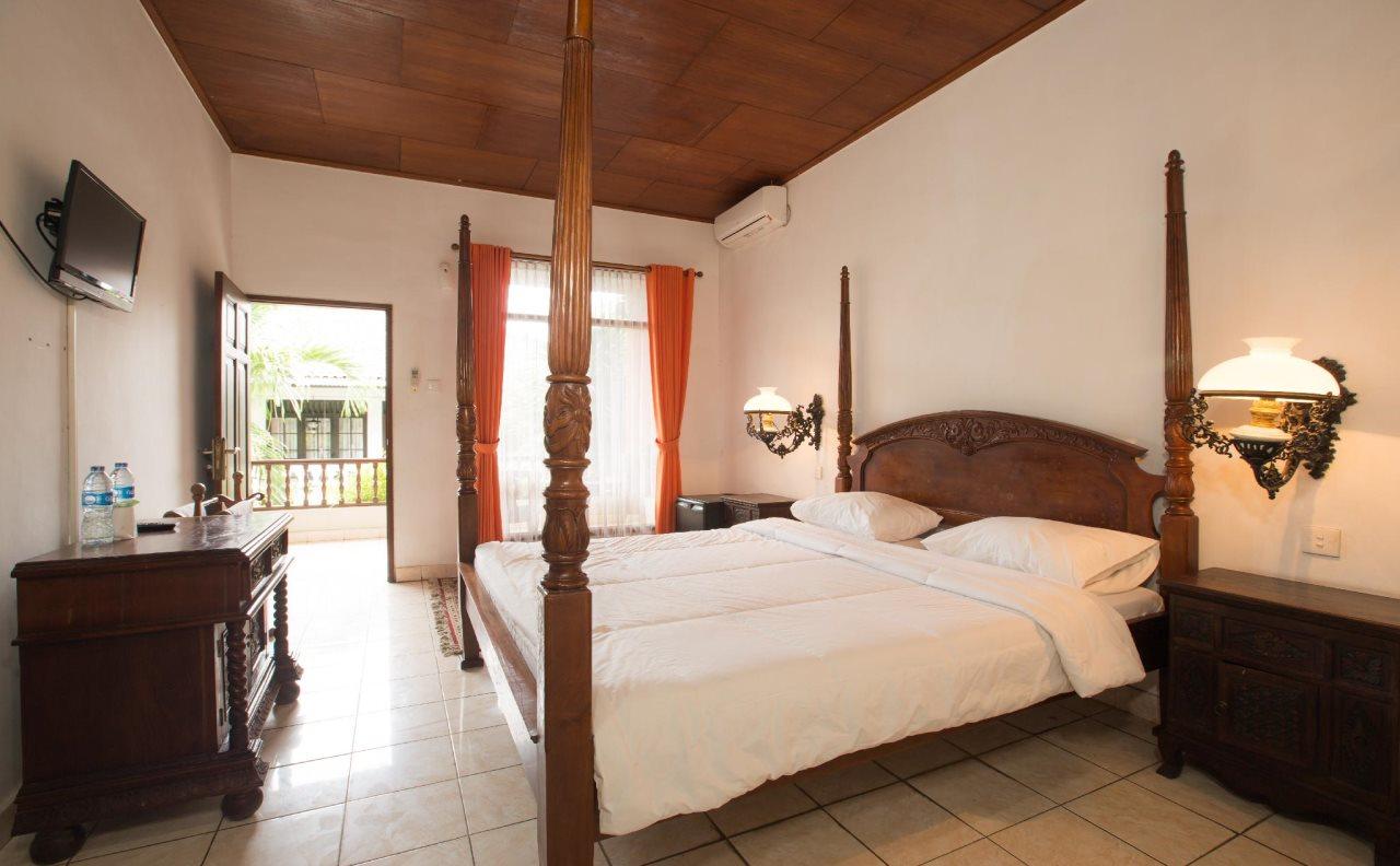 Ananda Beach Hotel 1