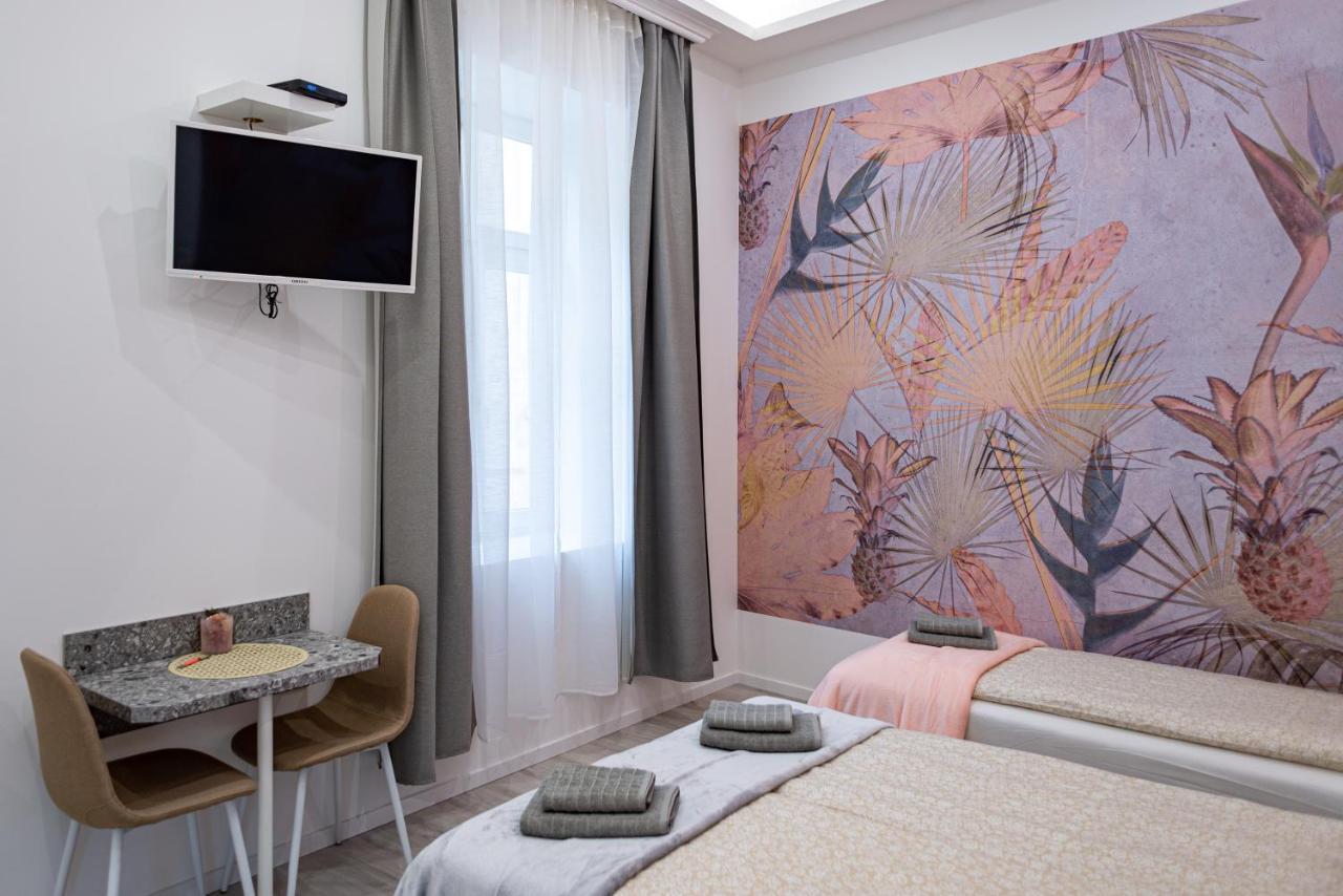 Budapest Holidays Harmony