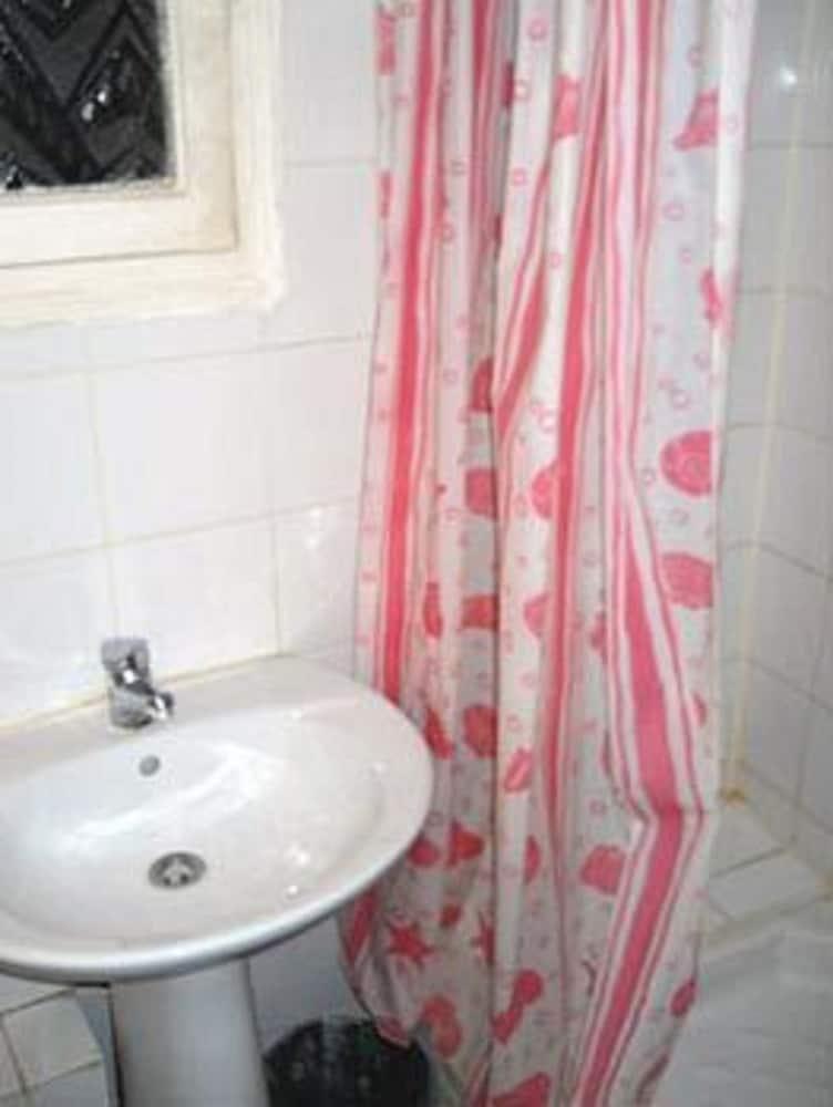 Hotel de Lille - Louvre 1