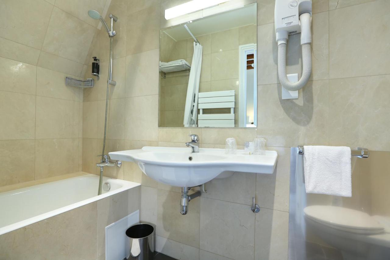 Hotel du College de France 2