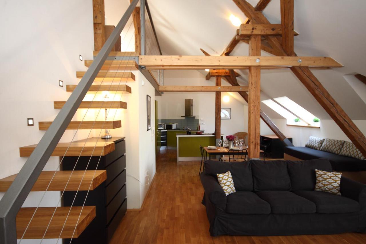 River View Residence 2