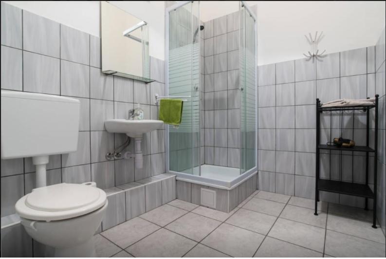 Sparrowl Apartments 1