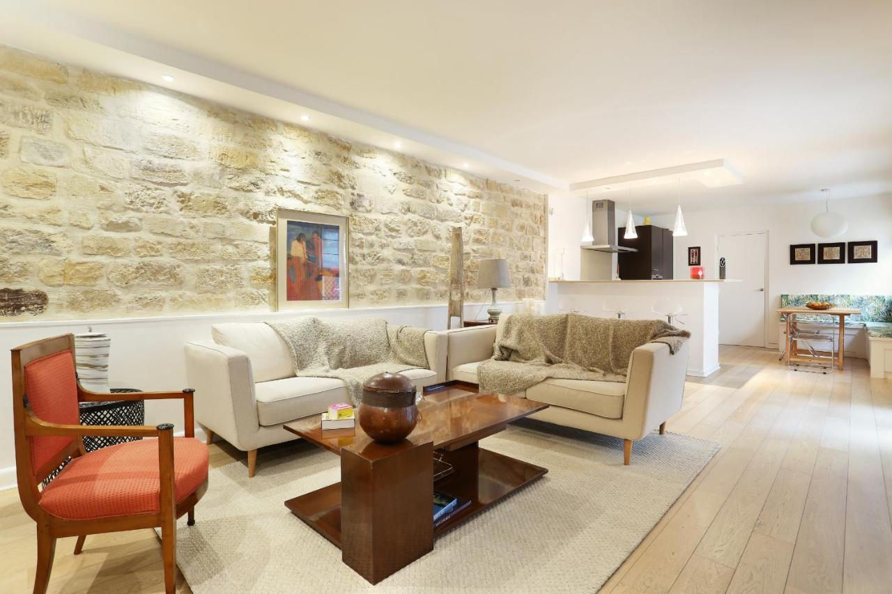 Apartment Champs Elysees by Studio Prestige 2