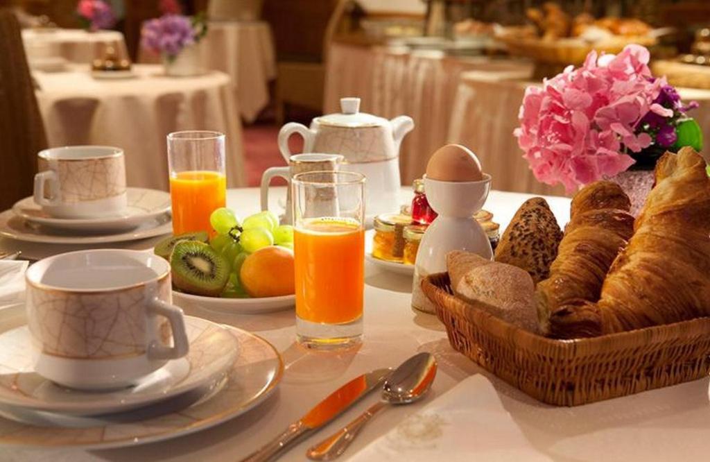 Hotel L'Horset Opera BW Premier Collection 1