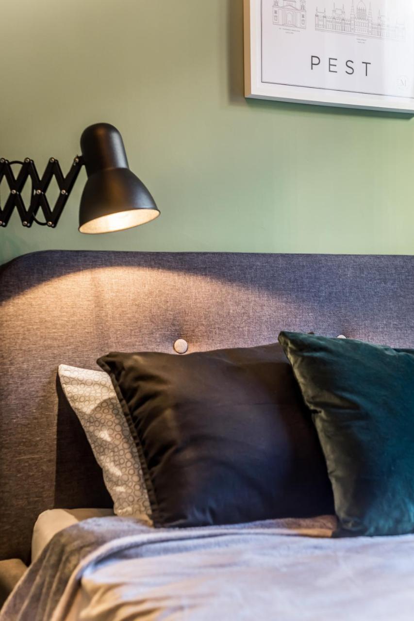 Bpr Emerald City Apartment 2