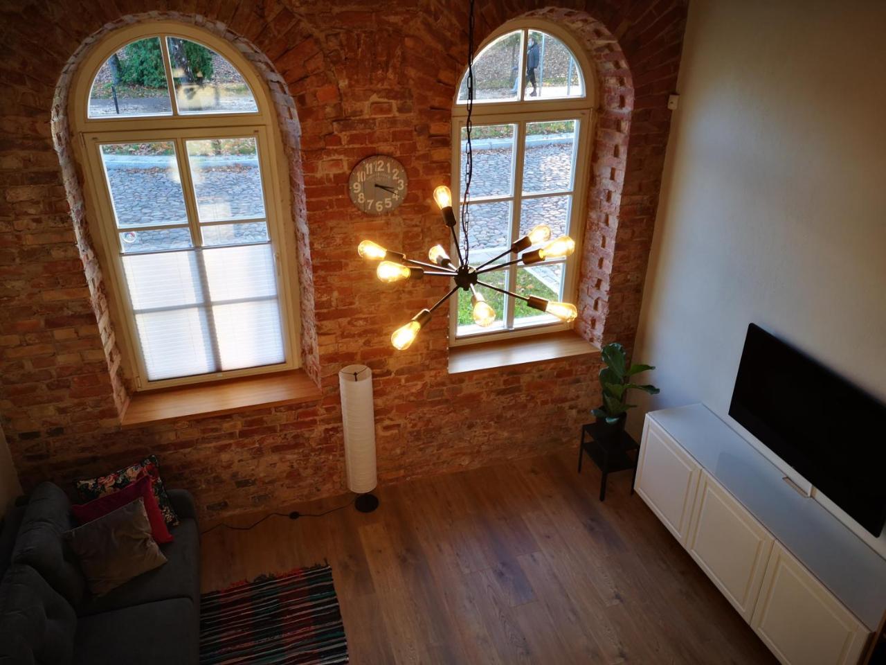 Botanical Garden Studio 2