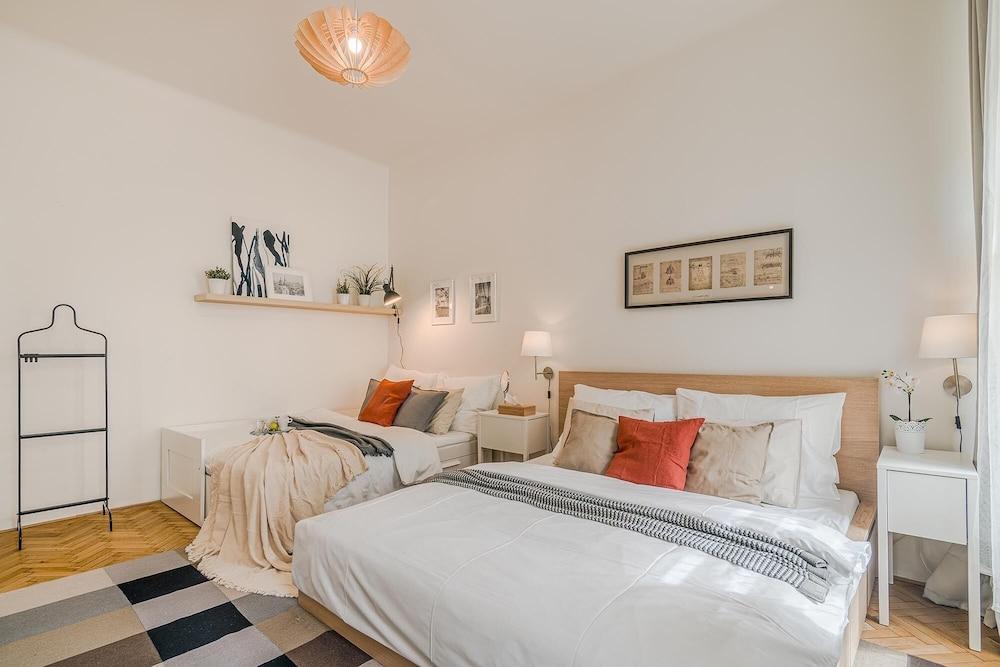 Apt in Center Prague by Michal&Friends 2