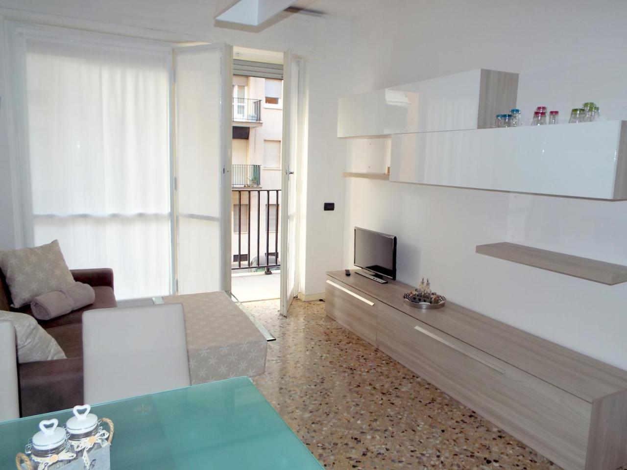 Lacaralele Apartment 1