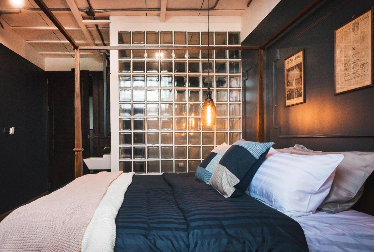 Mojo Old Town Phranakorn 1