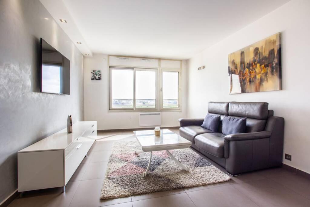 Prox.Gare Montparnasse-Galeries Lafayette! 4pers. 1