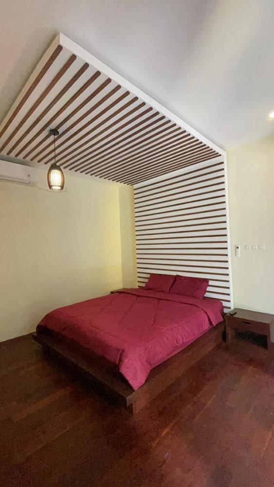 Pandawa Villa Riverside by Wizzela 1