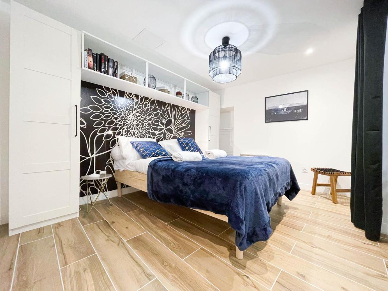 La Gracieuse - Milora Inn - Central Paris