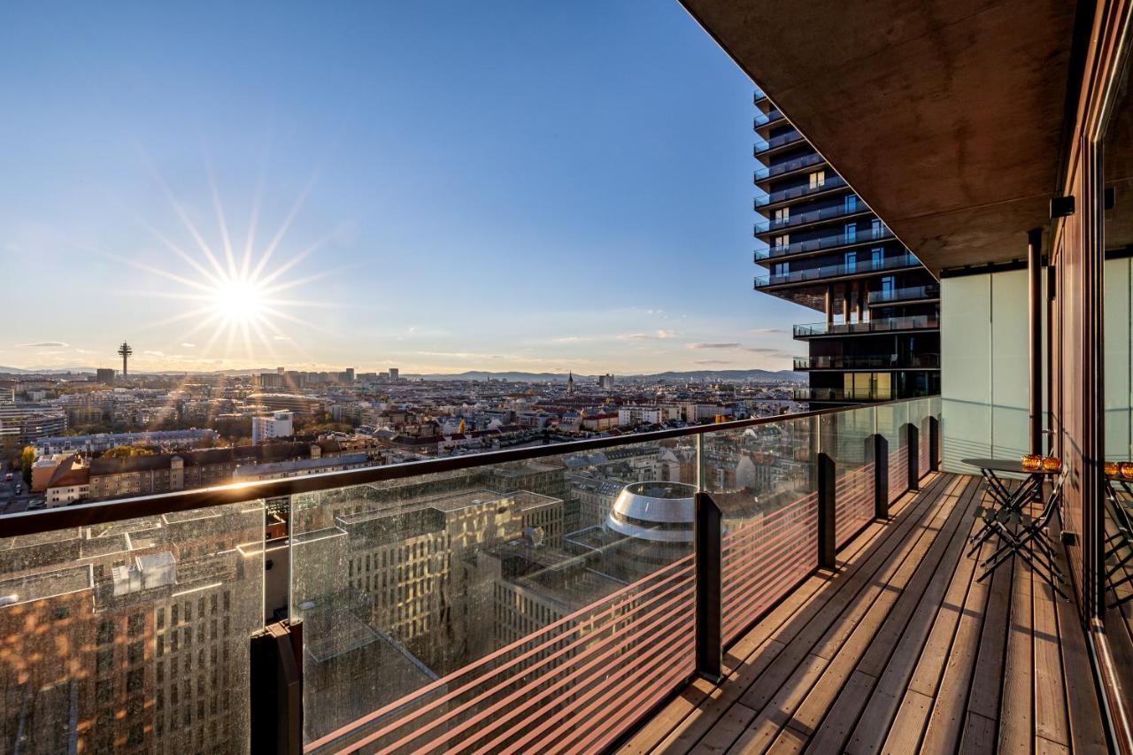 New Luxury Apartment Overlooking Vienna 1