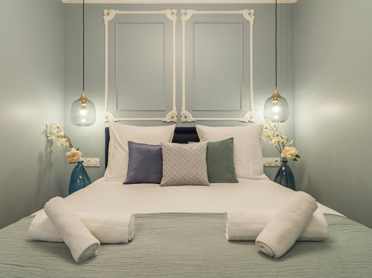 The Pompadour Suite 1